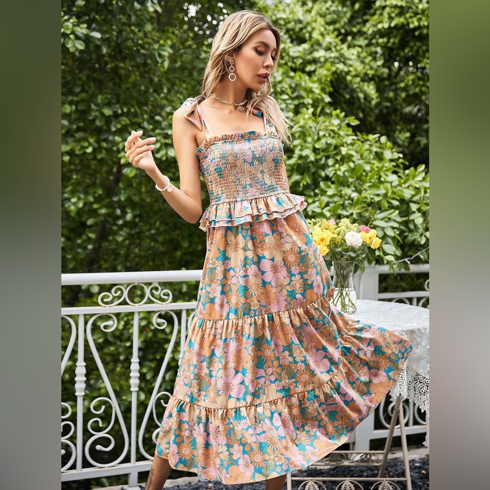 Floral Print Shirred Tiered Layer Ruffle
Trim Cami Dress